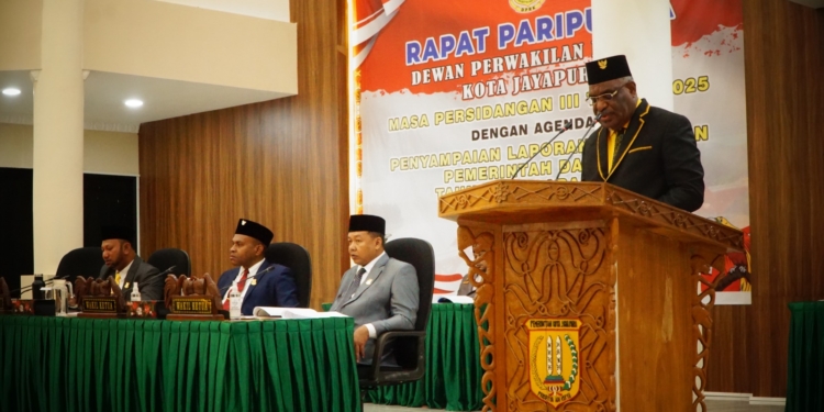 Wali Kota Jayapura Menghadiri Rapat Paripurna DPRD, Agendanya Mendengar LKPD Tahun Anggaran 2024 
