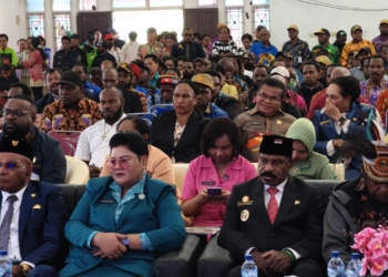 Beri Apresiasi 100 Hari Kerja Bupati dan Wakil Bupati Puncak, Gubernur Meki Nawipa : Ini Fondasi Awal Kerja, Bukti Komitmen Nyata untuk Masyarakat