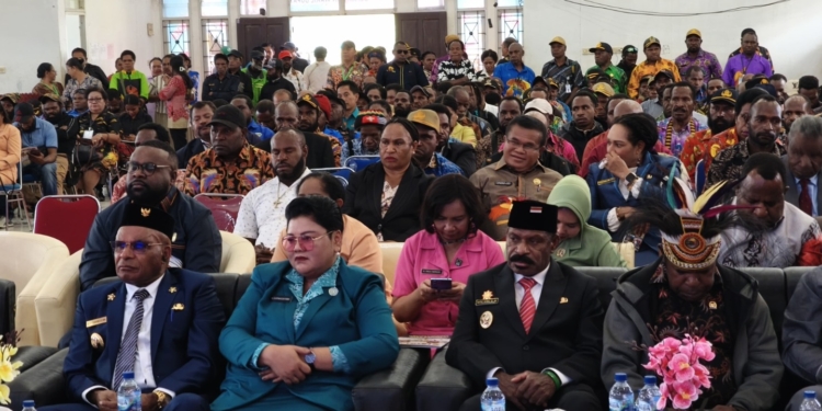 Beri Apresiasi 100 Hari Kerja Bupati dan Wakil Bupati Puncak, Gubernur Meki Nawipa : Ini Fondasi Awal Kerja, Bukti Komitmen Nyata untuk Masyarakat