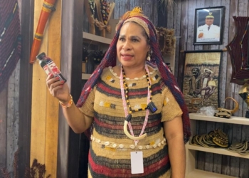 Dipimpin Ny. Yuliana K. Pahabol, Dekranasda Papua Pegunungan Tampilkan Identitas Lewat Karya Kerajinan di Pameran Dekranas.