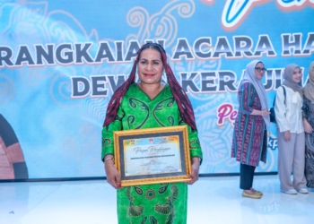 Langkah Pertama yang Menginspirasi: Ny. Yuliana Pahabol antar Papua Pegunungan terima Penghargaan Nasional di Dekranas 2025