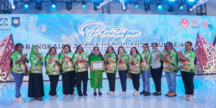 1 Penghargaan dan 2 Sepeda Motor Momen Bersejarah Papua Pegunungan di HKG ke 53 dan Dekranas 2025