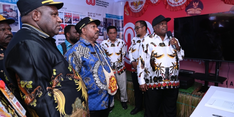 Sambut Hut RI ke-80, Wagub Ones Pahabol Buka Pameran Pembangunan di Wamena
