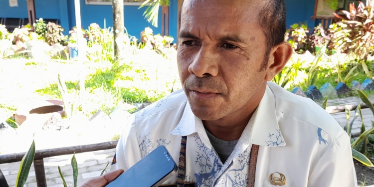 Buat Pembelajaran Menyenangkan, Guru SMP 9 Jayapura Ikut Pembekalan Aplikasi Wayground