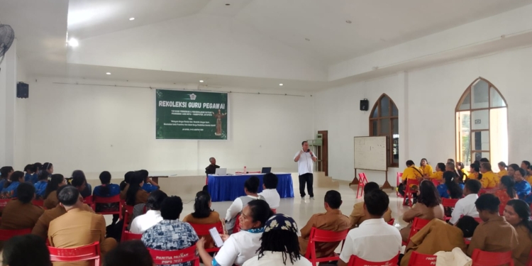 Ratusan Guru-Guru dan Pegawai dari Sekolah YPPK di Kabupaten Jayapura Ikut Rekoleksi