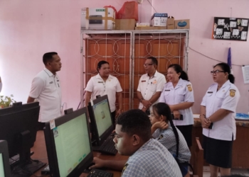 Tinjau ANBK Di SMPN 5 Entrop Jayapura, Ini Harapan Kadis Pendidikan Kota Jayapura
