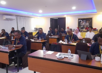 Aparat Kampung dan Bamuskam Koya Tengah Ikut Bimtek Anti Korupsi