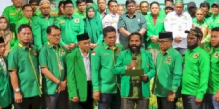 Jelang Muktamar, Tokoh PPP Papua Raya Nason Uti Tegaskan Calon Ketum Harus dari Internal Partai
