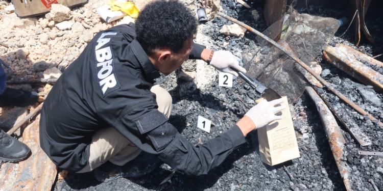 Pastikan Penyebab Kebakaran, Polda Papua dan Polresta Turunkan Tim Labfor dan Inafis