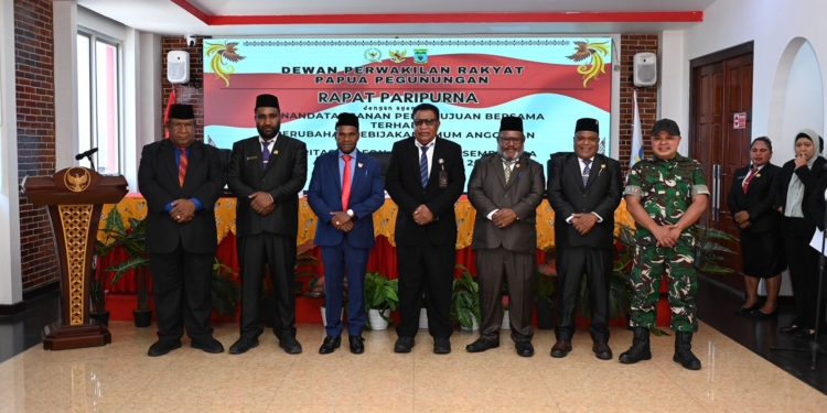 Pemprov dan DPRP Papua Pegunungan Tandatangani Kesepakatan Perubahan KUA-PPAS 2025