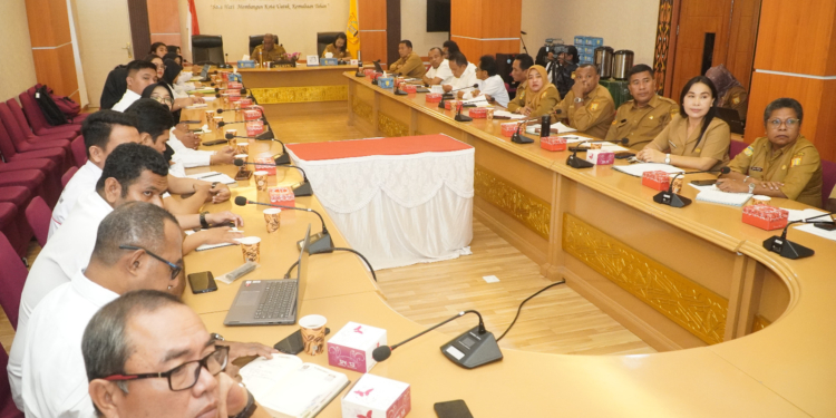 Bertemu BGN Di Jayapura, Wali Kota Jayapura: Perlu Libatkan Orang Papua Siapkan MBG