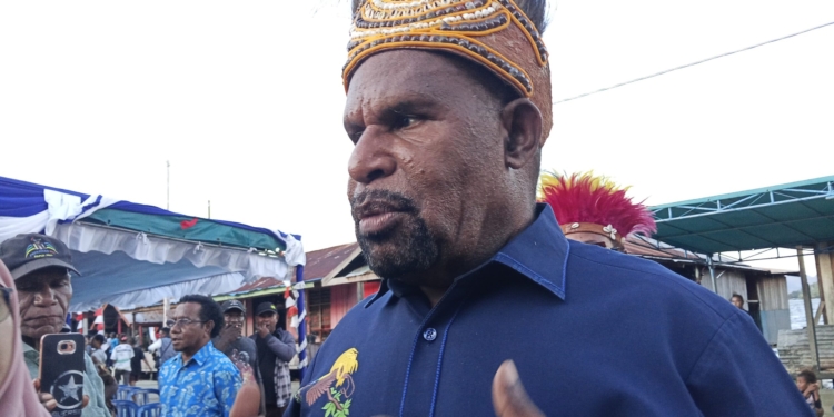 Tutup Festival Sejuta Hiloy di Kampung Ebungfau, Bupati Jayapura: Semua Kampung Harus Kreatif dan Inovatif