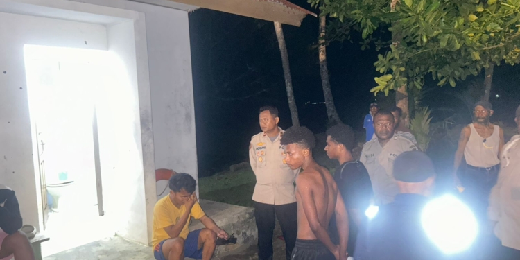 Dua Wisatawan Terseret Ombak di Pantai Amay, Satu Meninggal Dunia, Satu Masih Hilang