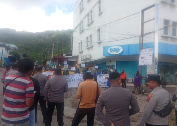 Mahasiswa Paniai di Kota Jayapura Gelar Aksi Penolakan Pendoropan militer di Paniai
