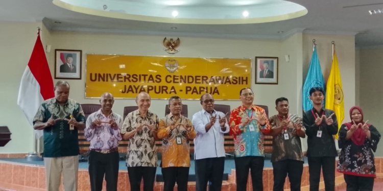 Uncen dan PT SPIL Resmi Kerja sama Wujudkan Riset Bersama dan Magang Mahasiswa