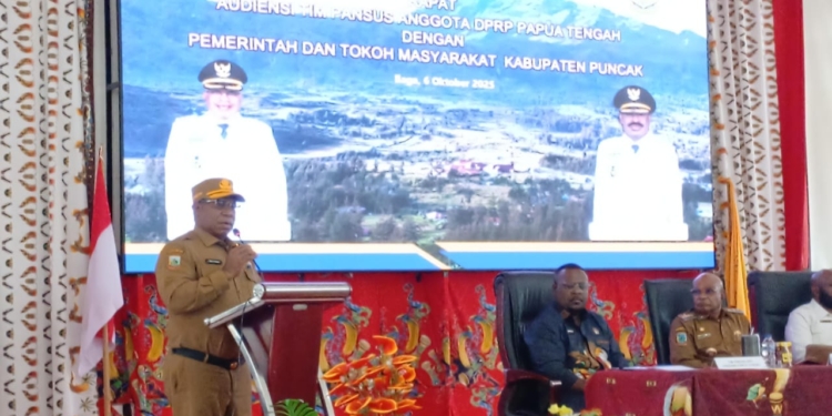 Pj Sekda Nenu Tabuni Paparkan Kondisi Kemanusiaan dan Tantangan Pelayanan Publik di Kabupaten Puncak