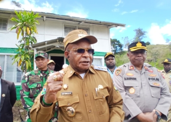 Bupati Elvis Tabuni Targetkan Pembangunan Tugu Injil Masuk Ilaga Rampung Desember 2025