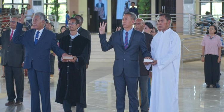 Dorong kinerja Akademik, Rektor Uncen Jayapura Lantik 6 Dekan dan 18 Wakil Dekan
