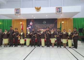 Ini Tugas Tambahan Bagi Kejari Nabire Yang Baru di Lantik Dari Kajati Papua