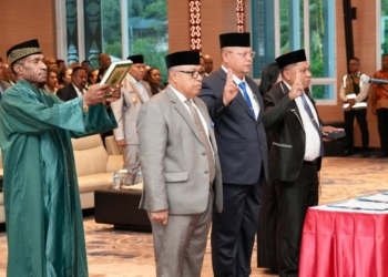 Gubernur Lantik Pj Sekda dan Pejabat Tinggi Pratama di Lingkungan Pemprov Papua