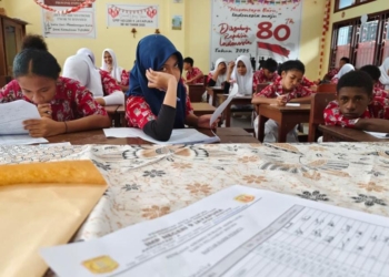 Aplikasi Telkom Pijar Sekolah, Mudahkan Siswa Ujian ASA di SMPN 9 Kota Jayapura