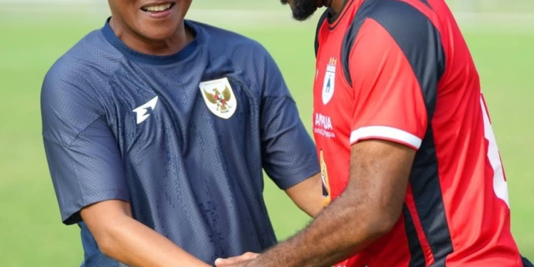 ‎Marwal Iskandar Kunjungi Tempat TC Persipura di Jakarta, ‎Legenda Mutiara Hitam Hadir Beri Motivasi