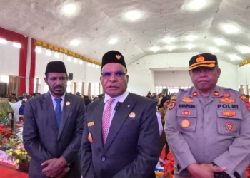 Bupati Elvis Tabuni Lantik 25 Kepala Distrik, Tegaskan Siap Evaluasi Pejabat Tak Disiplin
