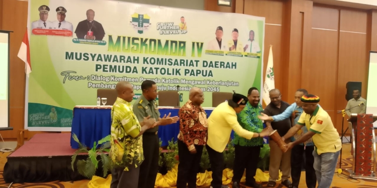 Aloysius Giyai Ajak Pemuda Katolik Papua Berani Kritis Menjadi Kekuatan Moral di Tengah Masyarakat