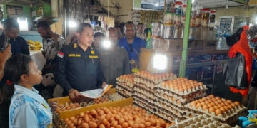 Pastikan Bahan Pokok Tersedia Jelang Natal, Pemkot Gelar Sidak ke Pasar Tradisional dan Hypermart