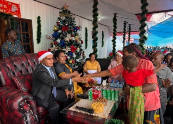 Natal 2025, Bupati Puncak Elvis Tabuni Gelar Open House, Pererat Persatuan dan Kebersamaan Warga