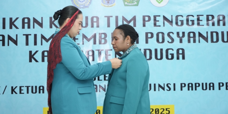 Ketua TP -PKK Papua Pegunungan Lantik Ketua TP-PKK dan Pembina Posyandu Nduga