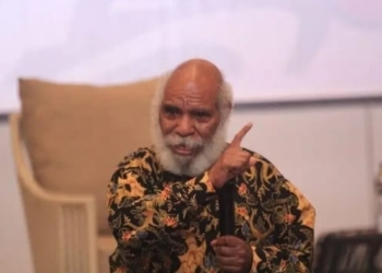 Wartawan Senior Papua Wolas Krenak, Suarakan Jurnalisme Humanis di Festival Media Papua 2026