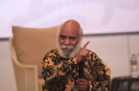 Wartawan Senior Papua Wolas Krenak, Suarakan Jurnalisme Humanis di Festival Media Papua 2026