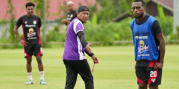 Persipura Jayapura Bertolak Ke  Banjarmasin Hadapi Pemuncak Klasemen Barito Putra