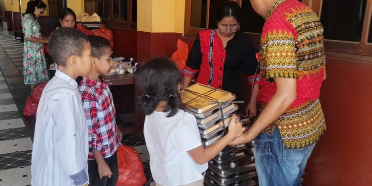 Sehat, Halal, dan Seimbang: Makan Bergizi Gratis Dirasakan Langsung Siswa Jayapura