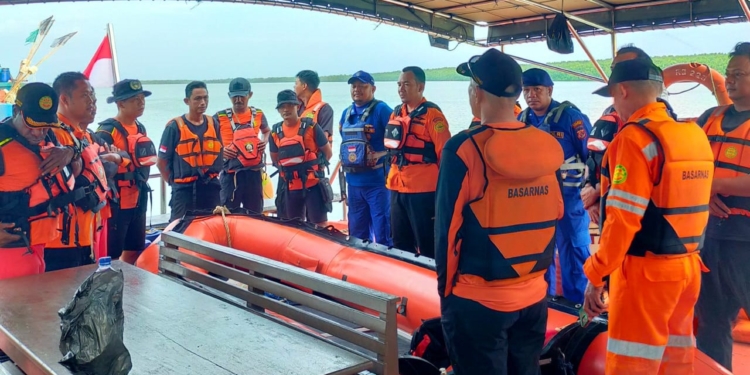 Kapal K.M. Bintang Laut Tenggelam di Arafura, SAR Temukan 12 Selamat dan 1 Meninggal