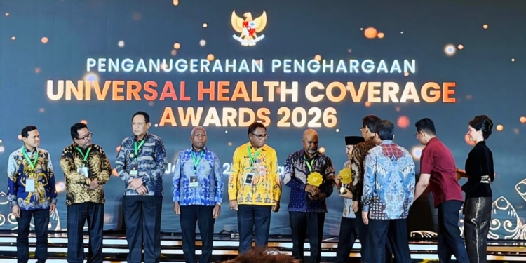 Papua Tengah Melompat ke 6 Besar Nasional, Raih UHC Award 2026 Kategori Utama