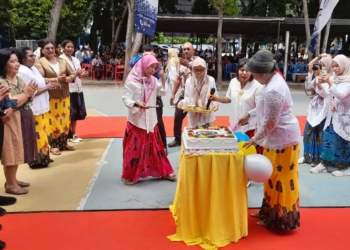 HUT ke-29 SMA Negeri 4 Jayapura, Kadis Pendidikan Tekankan Prestasi Harus Sejalan dengan Karakter