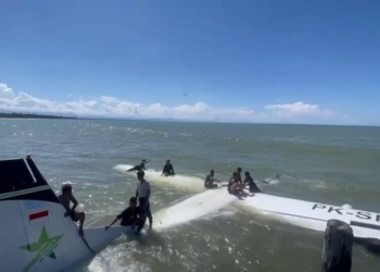Pesawat Smart Air Jatuh ke Laut Usai Lepas Landas dari Nabire