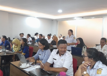 Tingkatkan Mutu TKA, Disdikbud Jayapura Latih Guru SMP Susun Soal Literasi-Numerasi