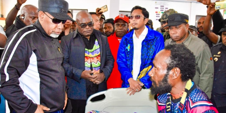 Gubernur dan Wagub Papua Tengah Turun Langsung ke Puncak Jaya, Pastikan Korban Penembakan Ditangani Total