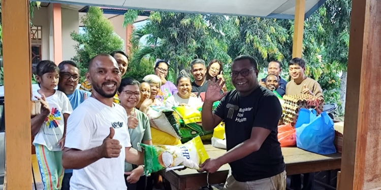 Satu Hati Umat Santo Yohanes Pembaptis Waena untuk Seminari Fransiskus Asisi