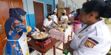 Semarak Hardiknas 2026, Guru SMPN 9 Jayapura Adu Kreativitas Lewat Lomba Nasi Goreng