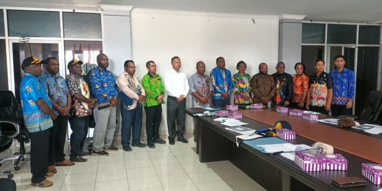 Pemprov Papua Pegunungan Kumpulkan 8 Kabupaten, Cari Solusi Tekan Harga Kebutuhan Pokok