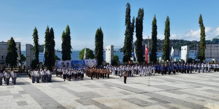 Moment Upacara Hardiknas 2026, Gubernur Papua Tekankan Kolaborasi Wujudkan Pendidikan Yang Bermutu
