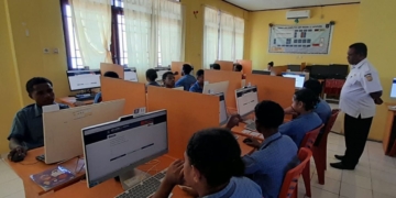 ASA SMPN 12 Jayapura Berjalan Lancar, 68 Siswa Ikuti Ujian Berbasis Online