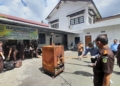 Kejari Jayapura Musnahkan Barang Bukti 62 Perkara, Didominasi Kasus Narkoba dan Kekerasan