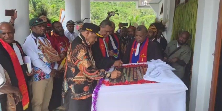 Bupati Yalimo Resmikan Gedung Baru GKI Firdaus Yakikma, Bukti Komitmen Dukung Pembangunan Gereja