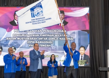 Wagub Papua Tengah Lantik dan Kukuhkan BAMAGNAS Papua Tengah, Deinas Geley Serukan Kolaborasi Bangun SDM Papua