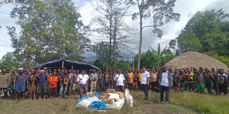 Di Tengah Rasa Takut, Pemerintah Hadir Menyalurkan Bantuan untuk Pengungsi Konflik Wamena